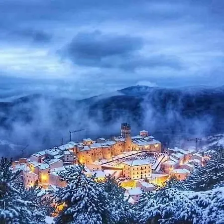 Via Roma 19 Διαμέρισμα Castel del Monte (Abruzzo)